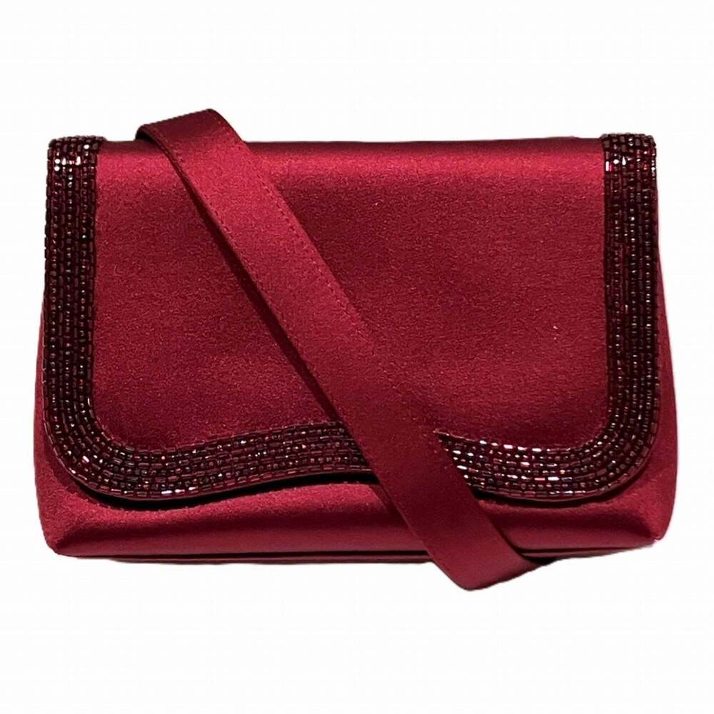 CHANEL Red Logo Shoulder Bag